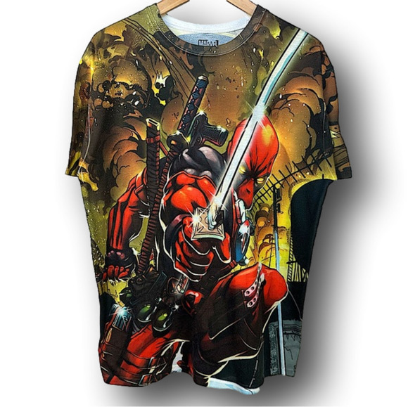 MARVEL Deadpool Comic Art AOP Sublimated Print Short-sleeve T-shirt Large - Picture 1 of 7